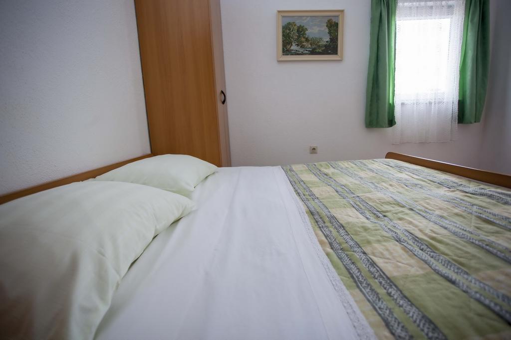 Apartments Dino Makarska Zewnętrze zdjęcie
